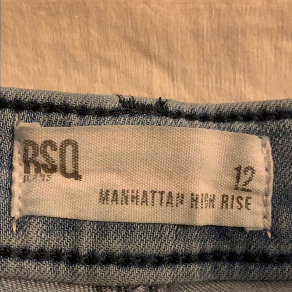 Jeans - Picture 3 of 3